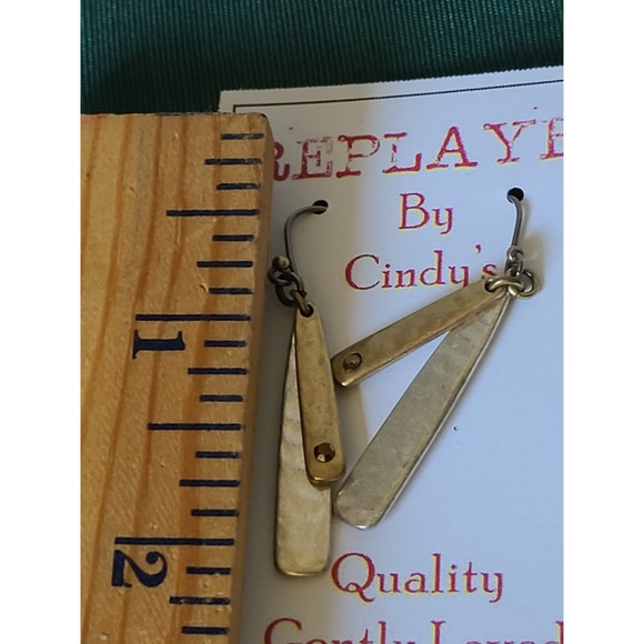 Two Toned Hammered Silver And Gold Tone Dangle Earrings Crystal Accent - Picture 5 of 5